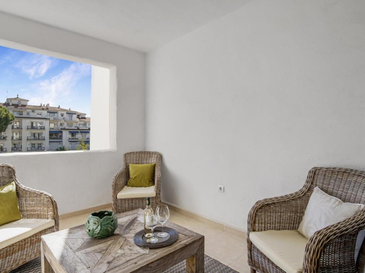 Apartamento De 2 Dormitorios En Playas Del Duque Marbella Eksteriør billede