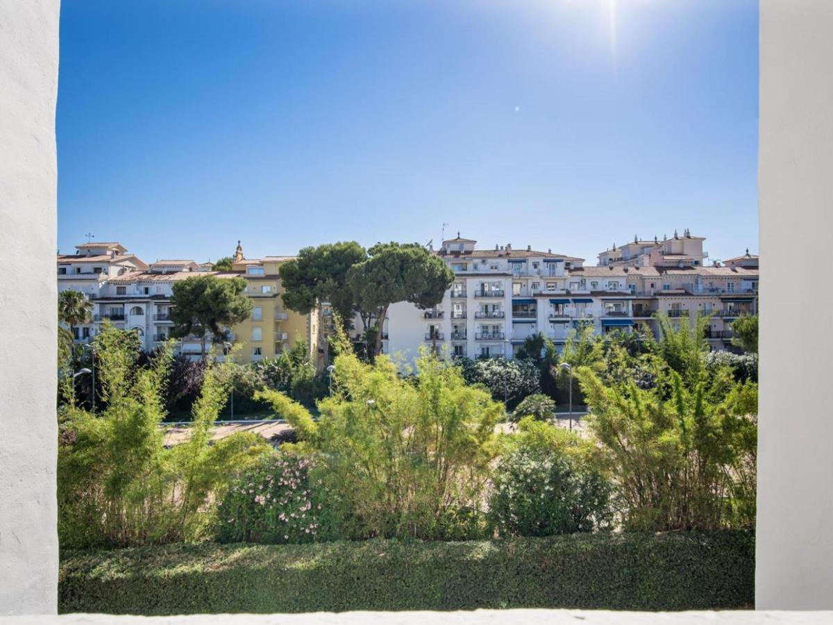 Apartamento De 2 Dormitorios En Playas Del Duque Marbella Eksteriør billede