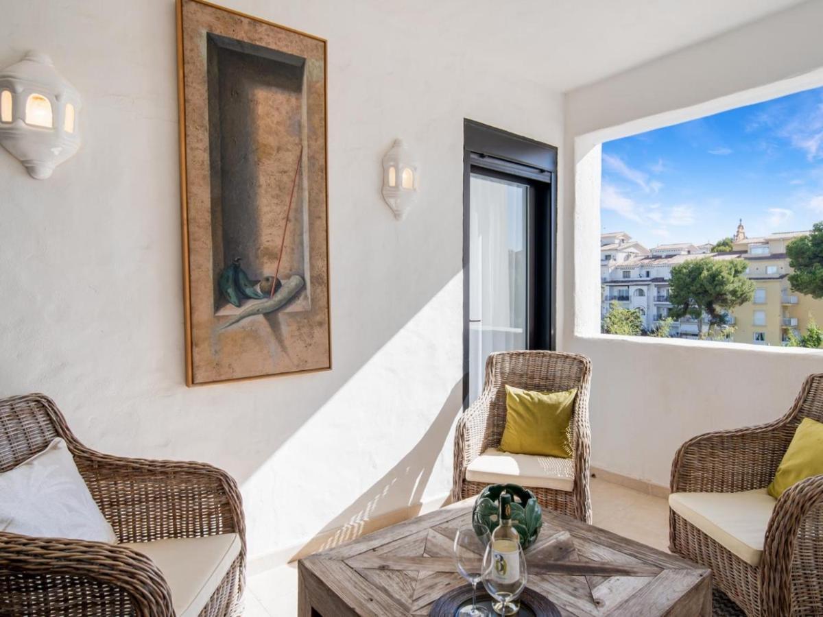 Apartamento De 2 Dormitorios En Playas Del Duque Marbella Eksteriør billede