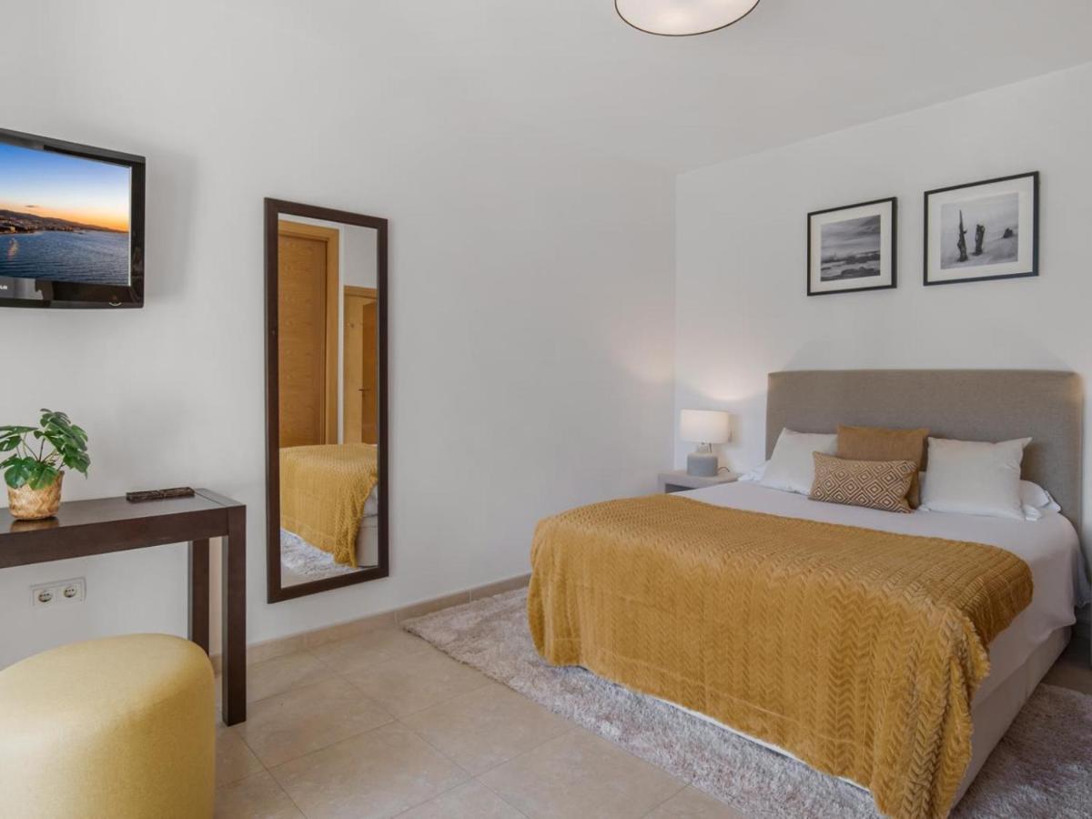 Apartamento De 2 Dormitorios En Playas Del Duque Marbella Eksteriør billede