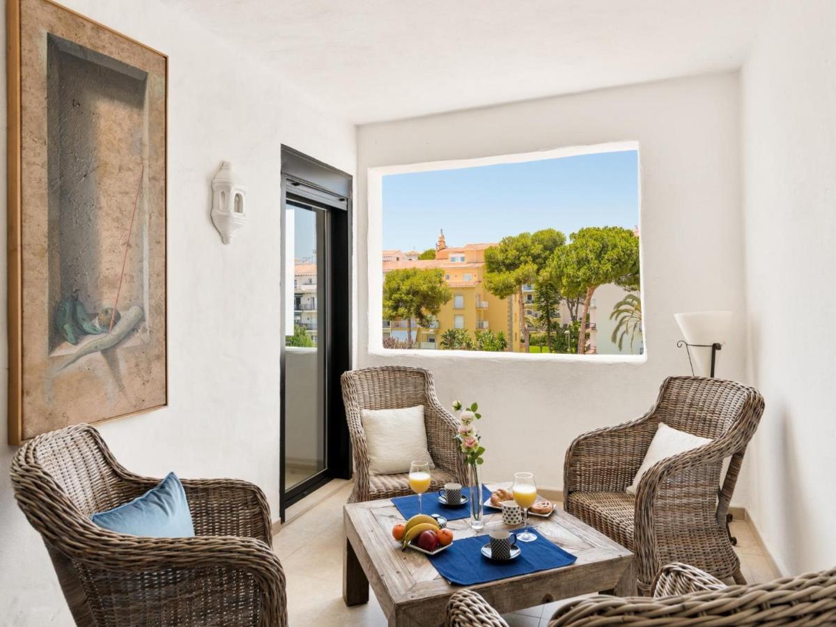 Apartamento De 2 Dormitorios En Playas Del Duque Marbella Eksteriør billede