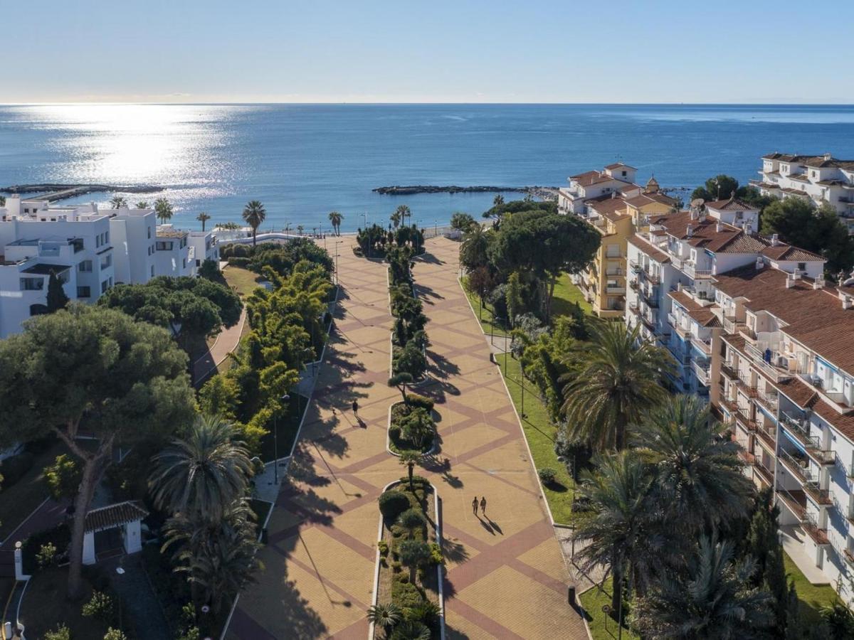 Apartamento De 2 Dormitorios En Playas Del Duque Marbella Eksteriør billede